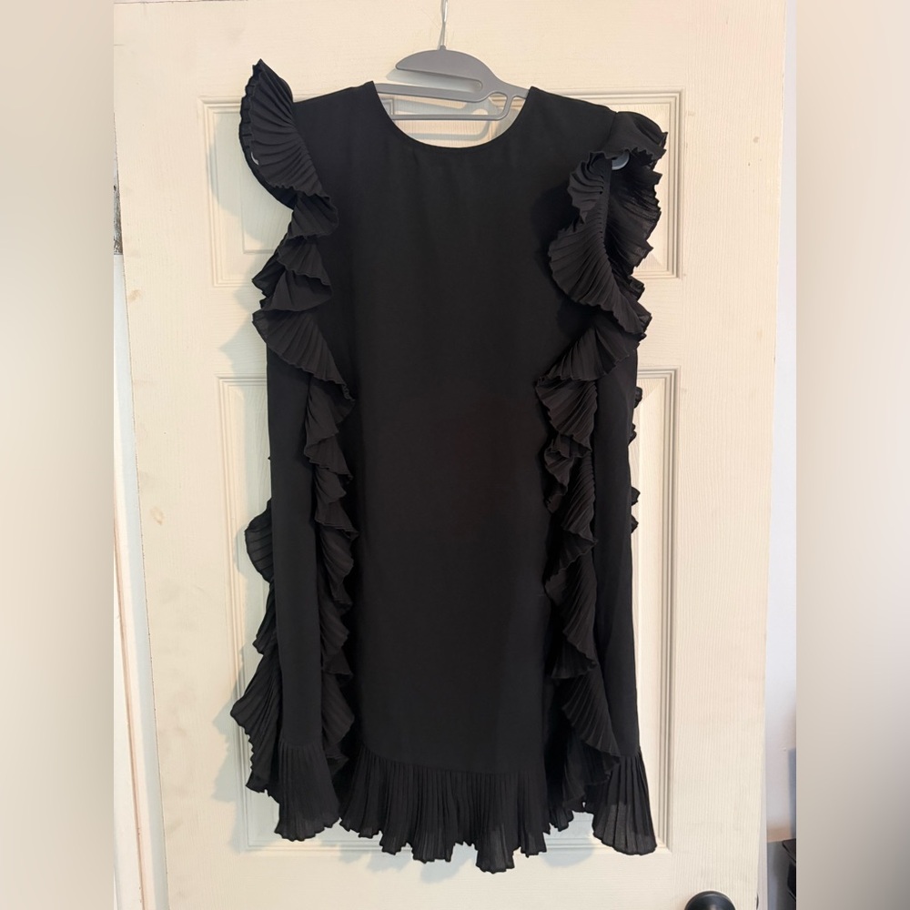 TCEC Black Sleeveless Shift Dress
